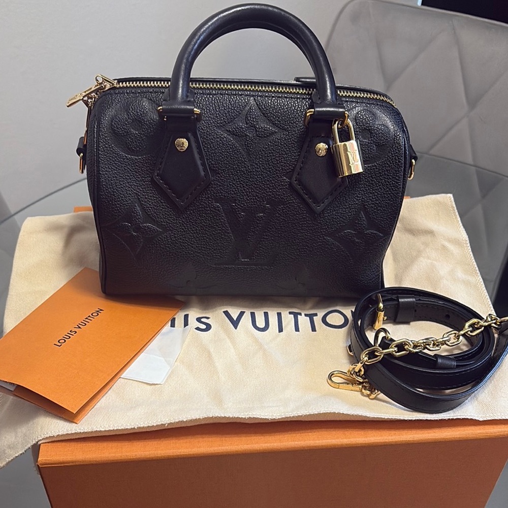 Lv Speedy Bandoulière 20 
Monogram Empreinte Leather